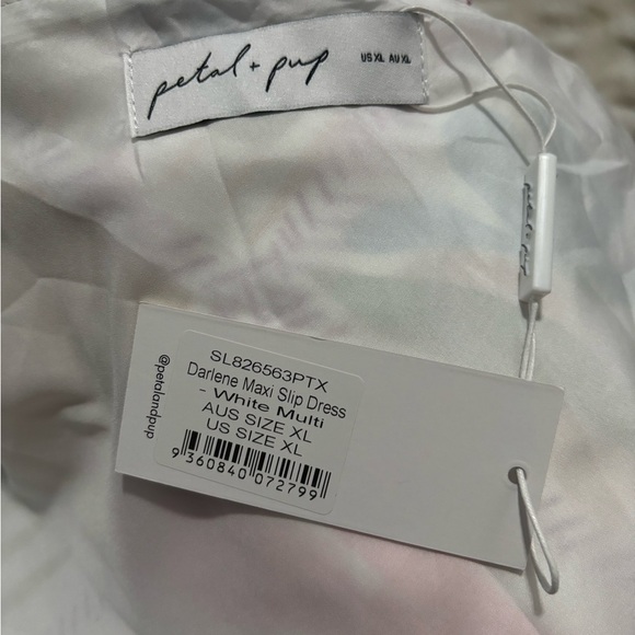 PETAL + PUP Women’s Elegant Darlene Maxi Slip Dress - Picture 11 of 14